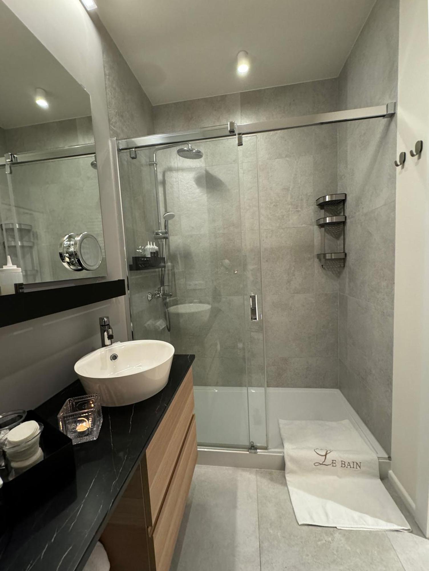 Relax&Comfort New Waw 50 Sqm With Terrace, Garden, Free Parking And Ac วอร์ซอ ภายนอก รูปภาพ