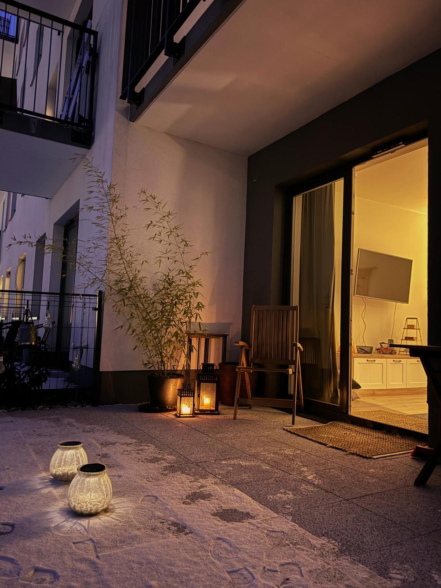Relax&Comfort New Waw 50 Sqm With Terrace, Garden, Free Parking And Ac วอร์ซอ ภายนอก รูปภาพ